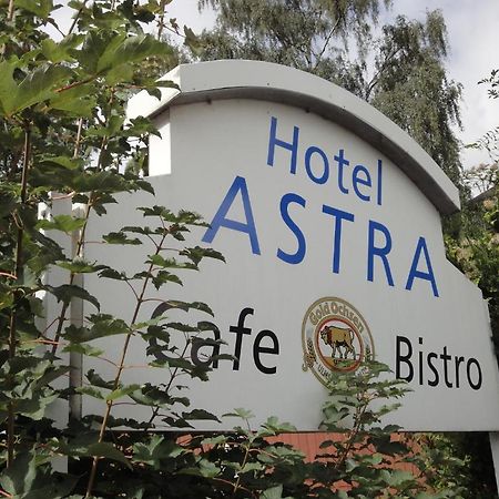 Готель Astra Ульм Екстер'єр фото